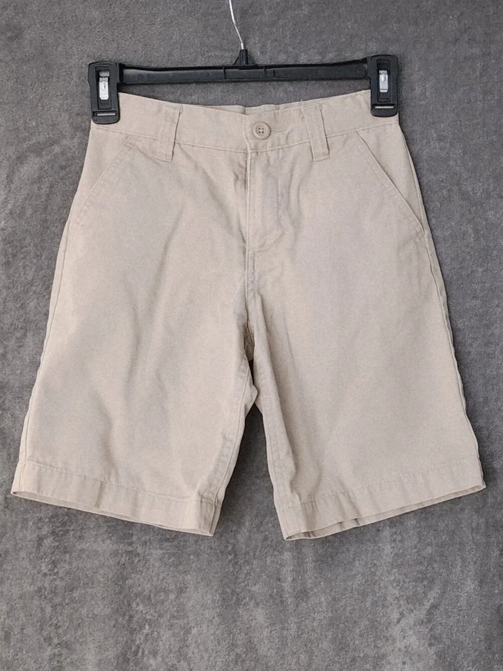 LIKE NEW! Old Navy Boys Flat Front Chino Uniform Shorts; Color: Khaki; Size: 7